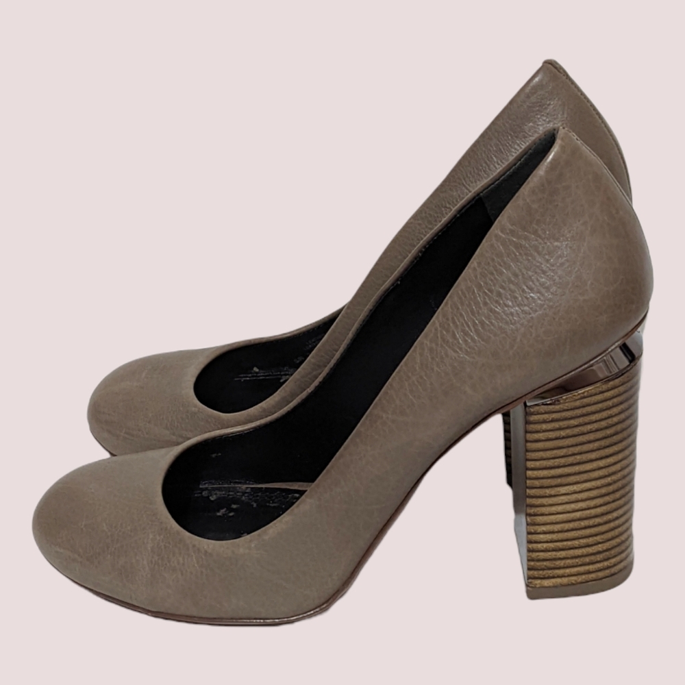 Tory Burch Womens Pumps 8.5 Gray Brown Porcini Jones Tumbled Vitello Heels Shoes